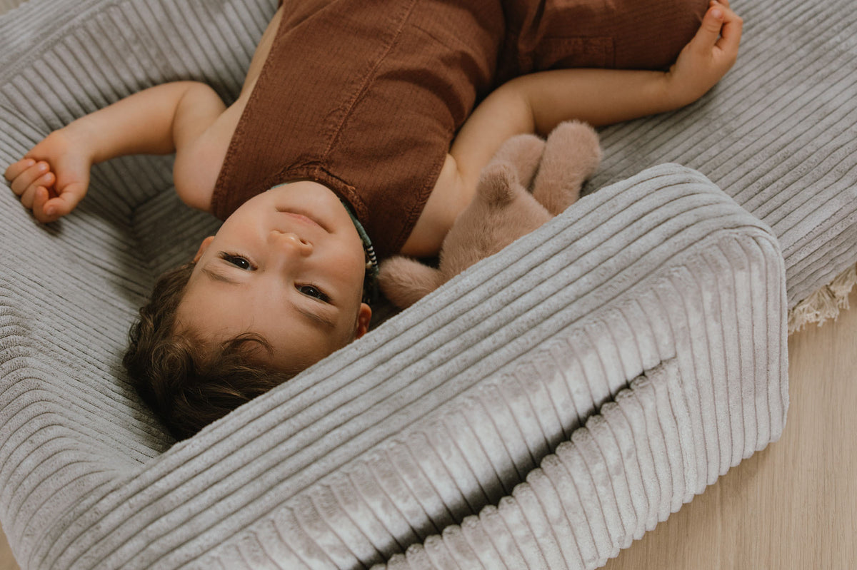 Lumi Chair Corduroy Pebble